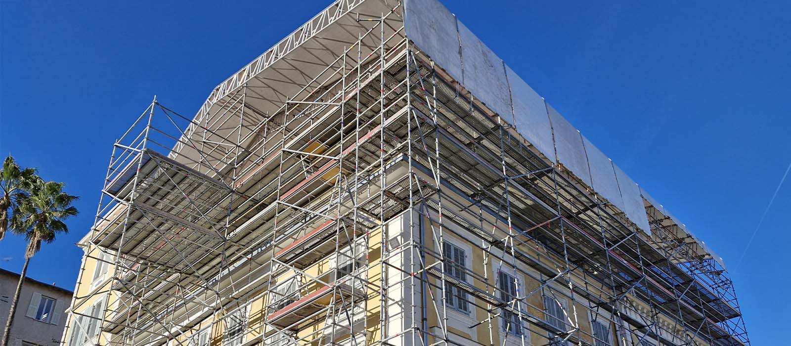 Gestion de sinistre en copropriété à Nice : le rôle clé du syndic après l'incendie Eden Palais