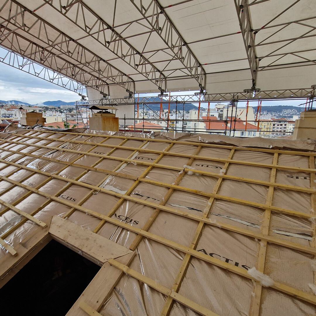 Incendie en copropriété à Nice Eden Palais - chantier toiture